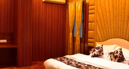 Hotel Blue Stone Room Type - Super Deluxe Room