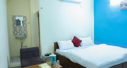 Green Valley Hotel - Srinagar Room Type - Deluxe Room