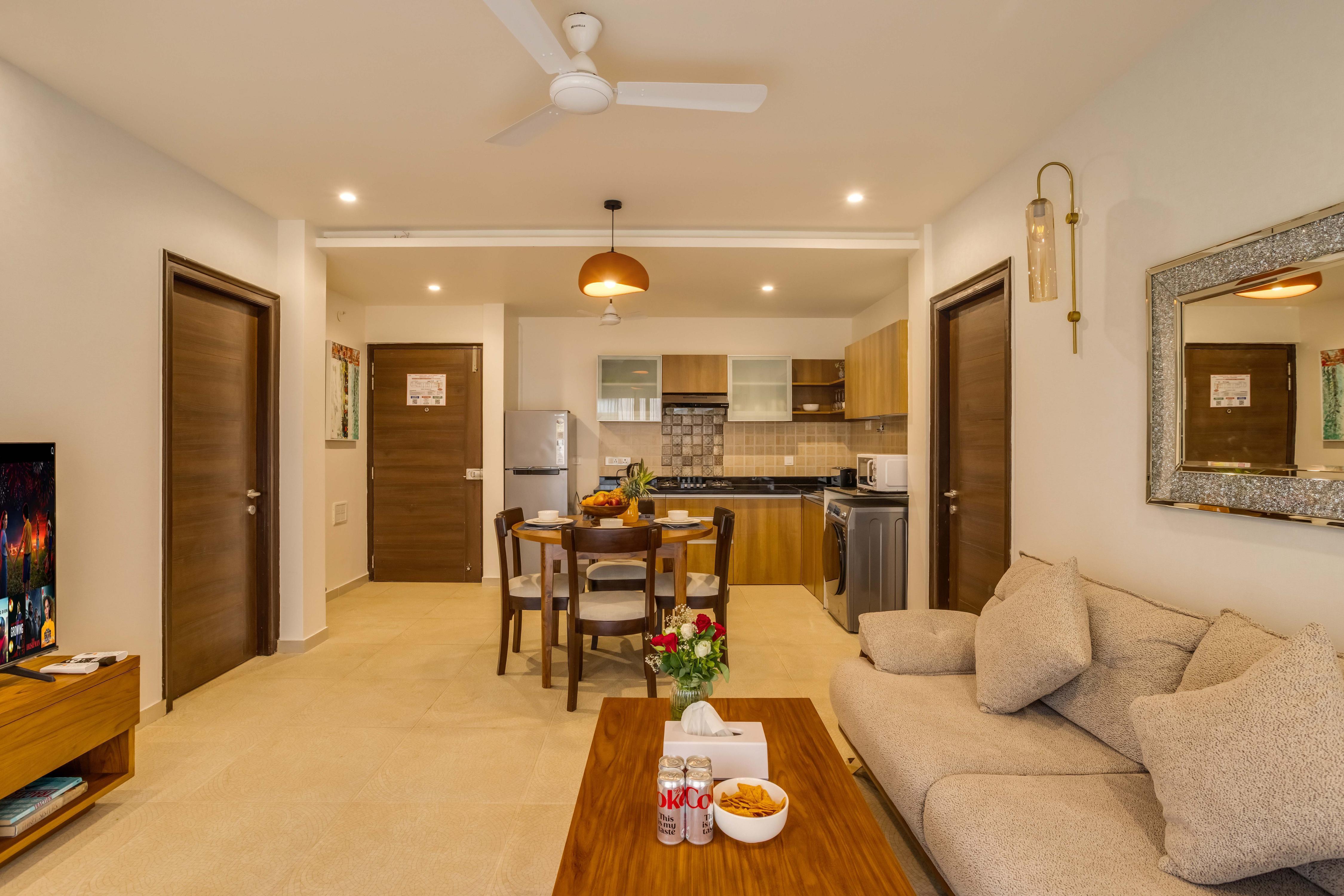 2BHK w Pool & Sauna | 2km to Baga & Calangute Beach | Hireavilla - Tap to explore photos