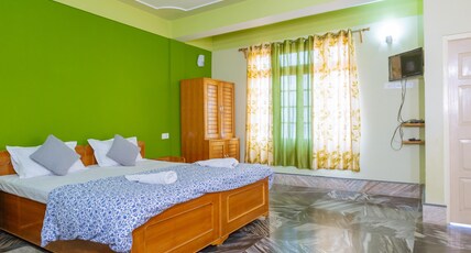 Breathing Stone Room Type - Deluxe Queen Room (Mountain View)
