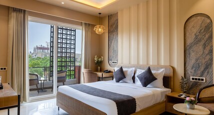 Saltstayz Premier - Sector 50 & Golf Course Ext Road Room Type - Superior Room with Balcony and GYM access Saltstayz Premier - Sector 50 & Golf Course Ext Road Room Type - Superior Room with Balcony and GYM access