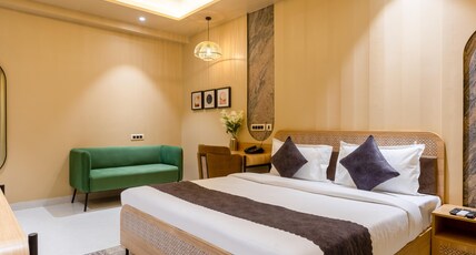 Saltstayz Premier - Sector 50 & Golf Course Ext Road Room Type - Suite Room with GYM Access Saltstayz Premier - Sector 50 & Golf Course Ext Road Room Type - Suite Room with GYM Access
