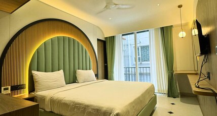 Yuvraj Land Mark Room Type - Grande Suite with BALCONY