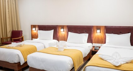 The Pearl Shine Room Type - DELUXE TRIPLE BED