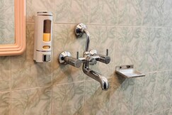 Hotel Sakoon Tapovan