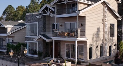 Luxe Cottage W/Indoor Bar, Terrace & Scenic Views Room Type - Luxe Cottage W/Indoor Bar, Terrace & Scenic Views