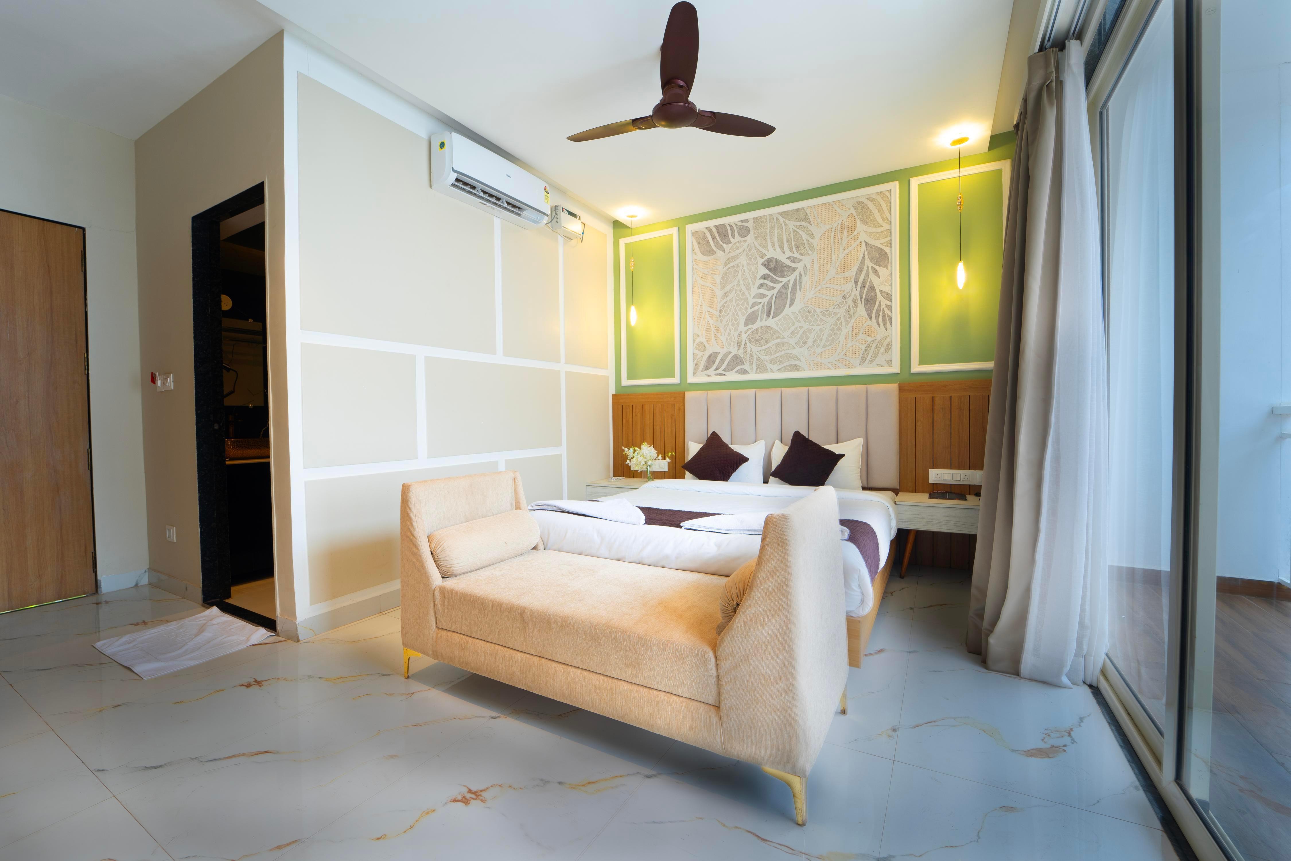 La Prince Suites Room Type - Deluxe Room with Balcony