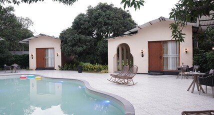 Mamaya Resort & Spa Room Type - Hapus Pool Party Villa (5 Villas)