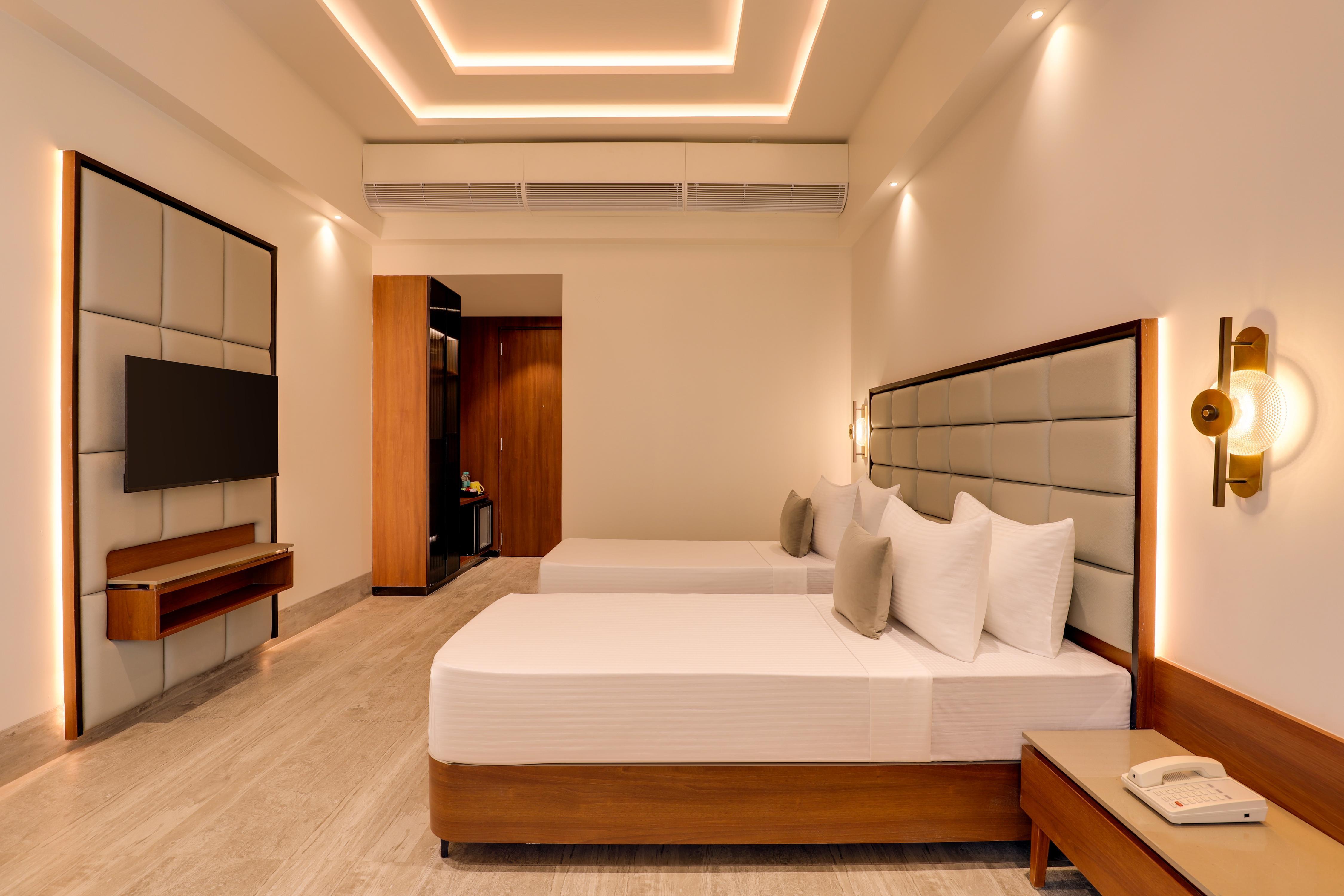 Lemon Tree Hotel, Mira Road, Mumbai - Tap to explore photos