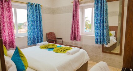 Mirka Plaza Room Type - Premium Room