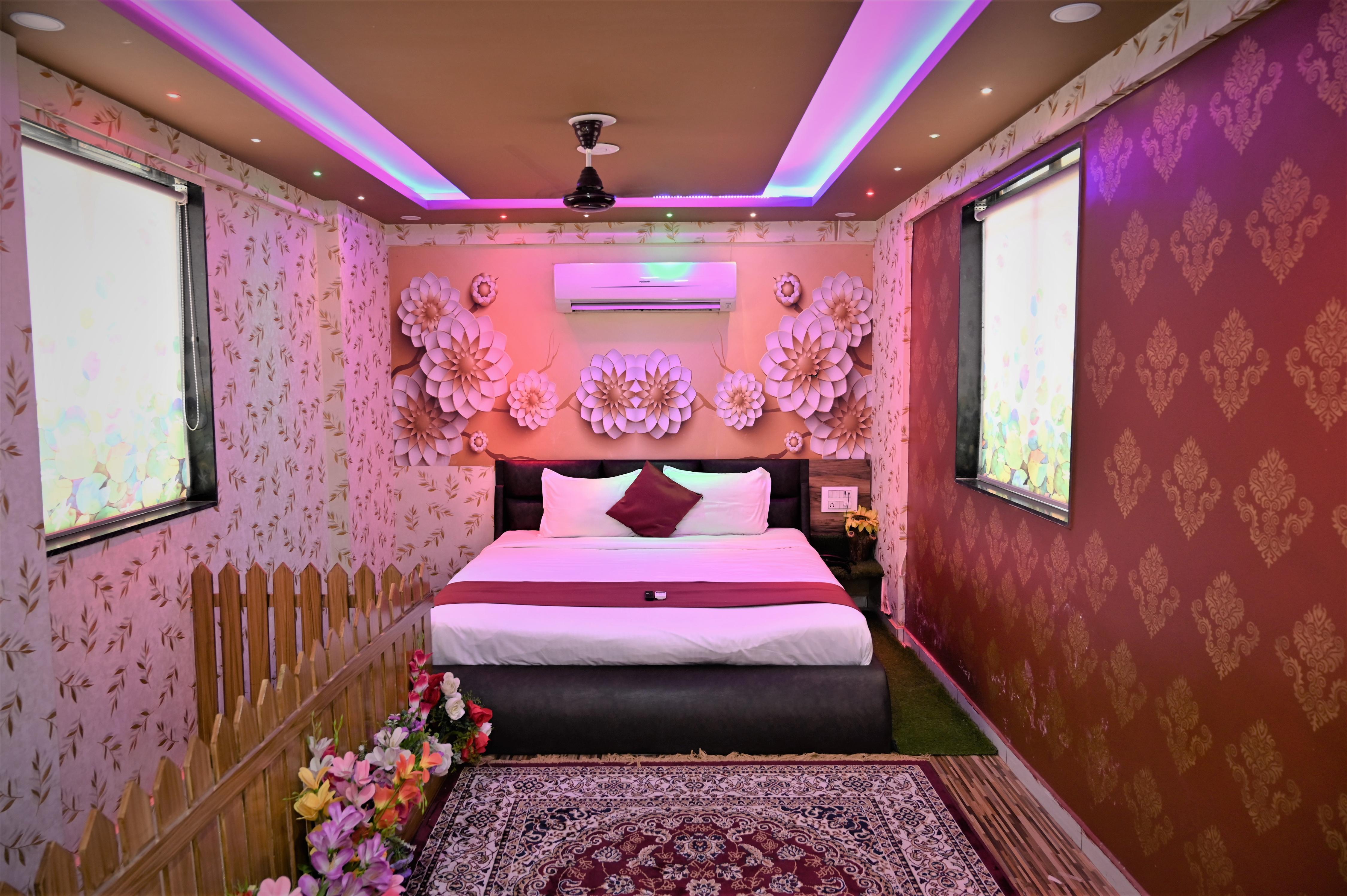 HOTEL ROYAL MANSION SOMNATH Room Type - Suite Room