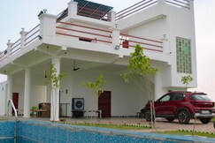 Chaudhary Farm House Dhikoli