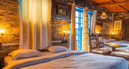 Stone Heritage Mukteshwar Room Type - The Stonewood Family Retreat