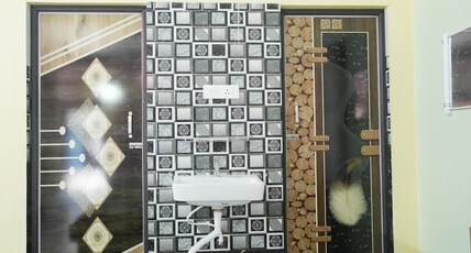 Sadhu Inn Room Type - Seven Beds City View AC Hall
