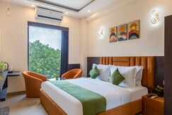 Limewood Stay Premier - Golf Course Road, Sector 42