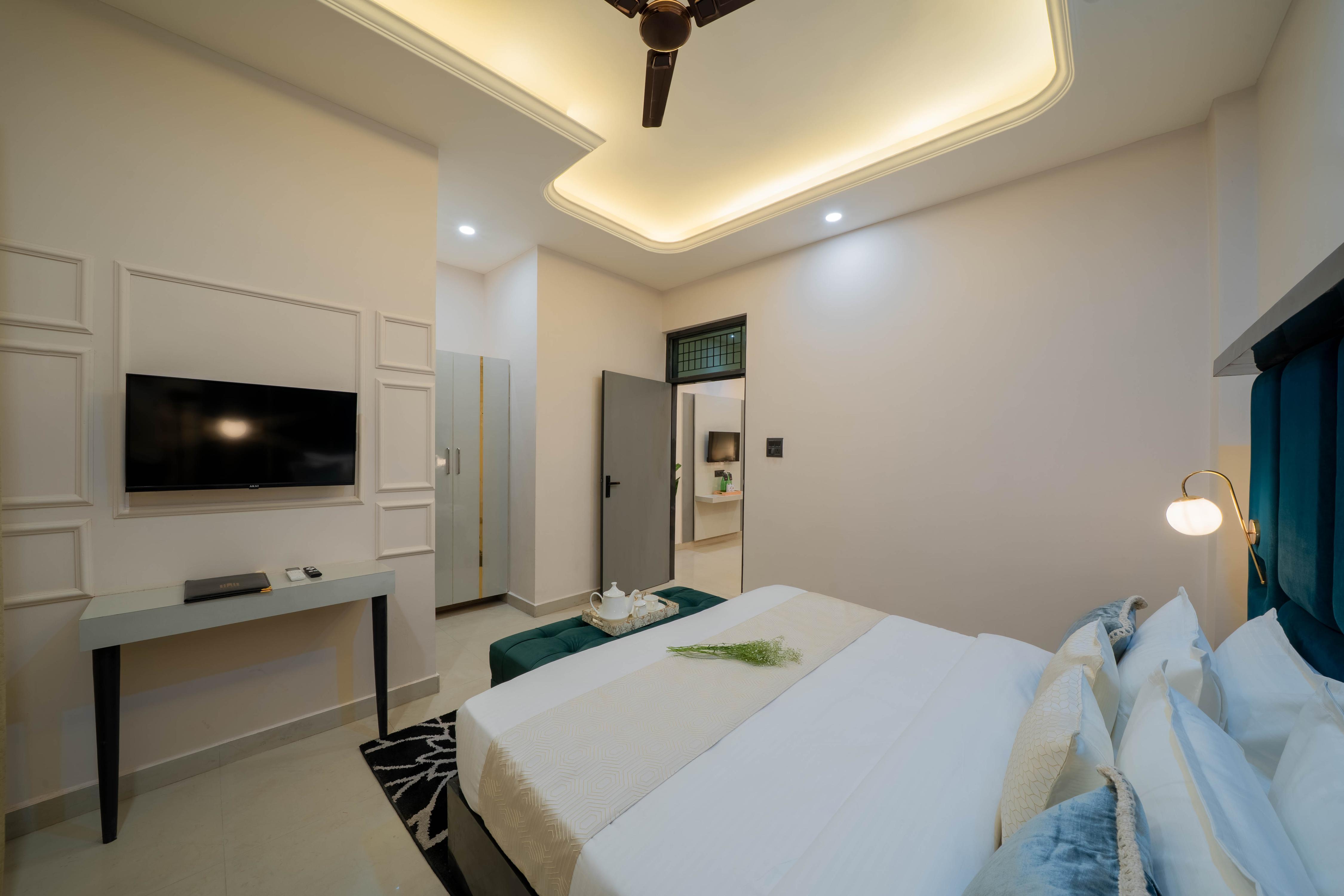 Perfectstayz Value Aalaya Suites Room Type - Family suite with Balcony and Garden view Perfectstayz Value Aalaya Suites Room Type - Family suite with Balcony and Garden view