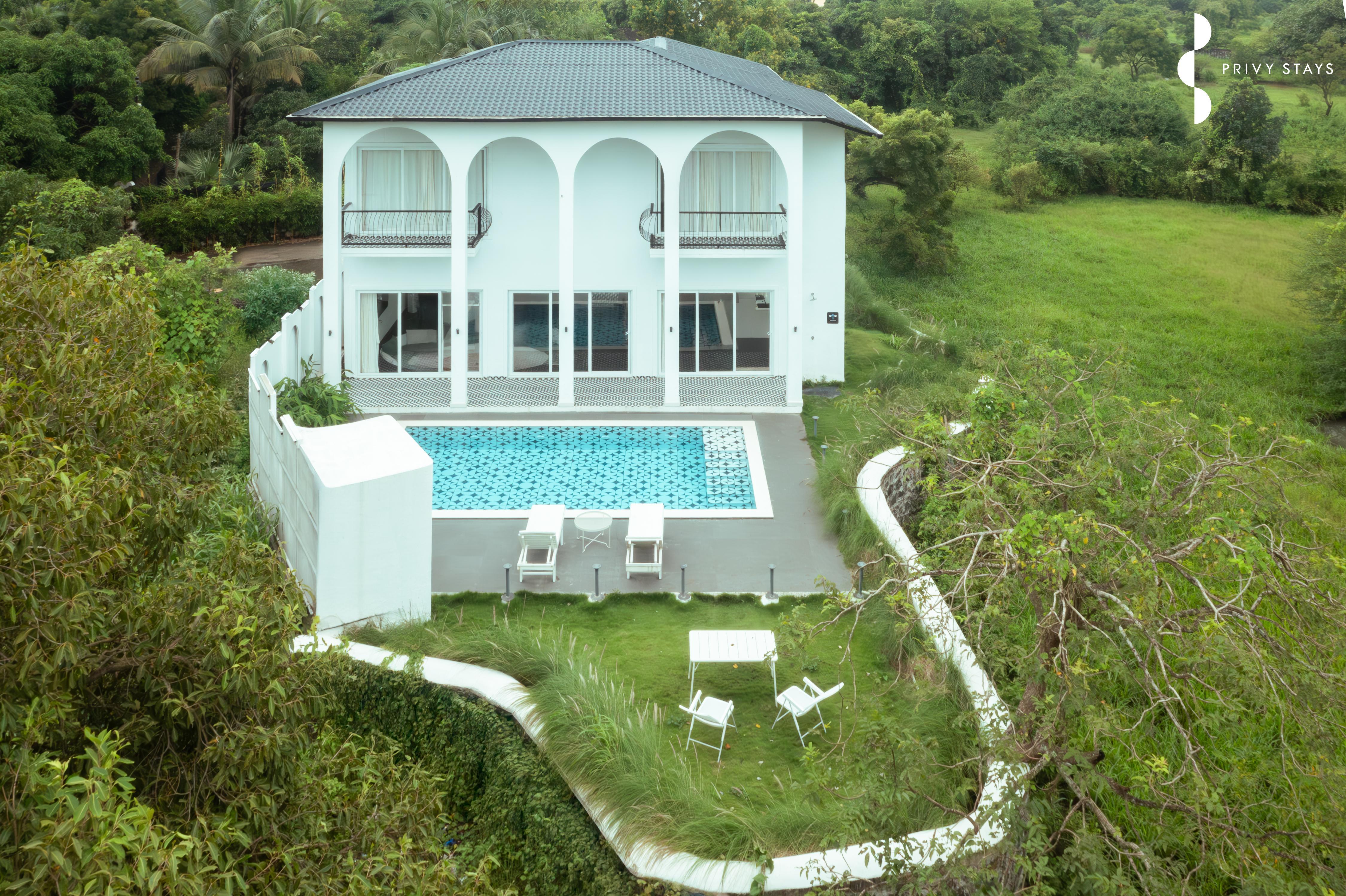 Privy Stays- Circulla Villa