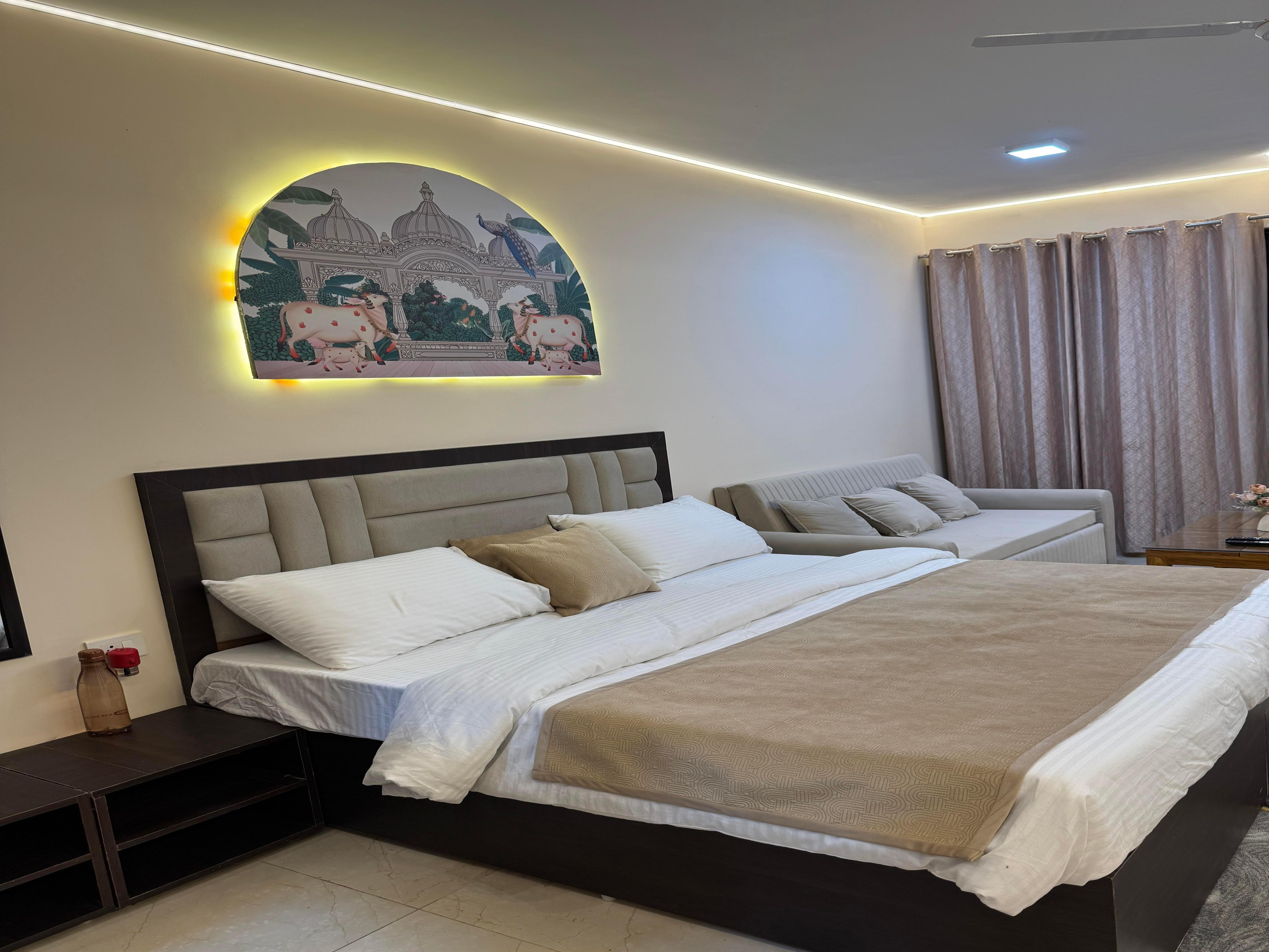 Luxury Studio Apartment - Tap to explore photos