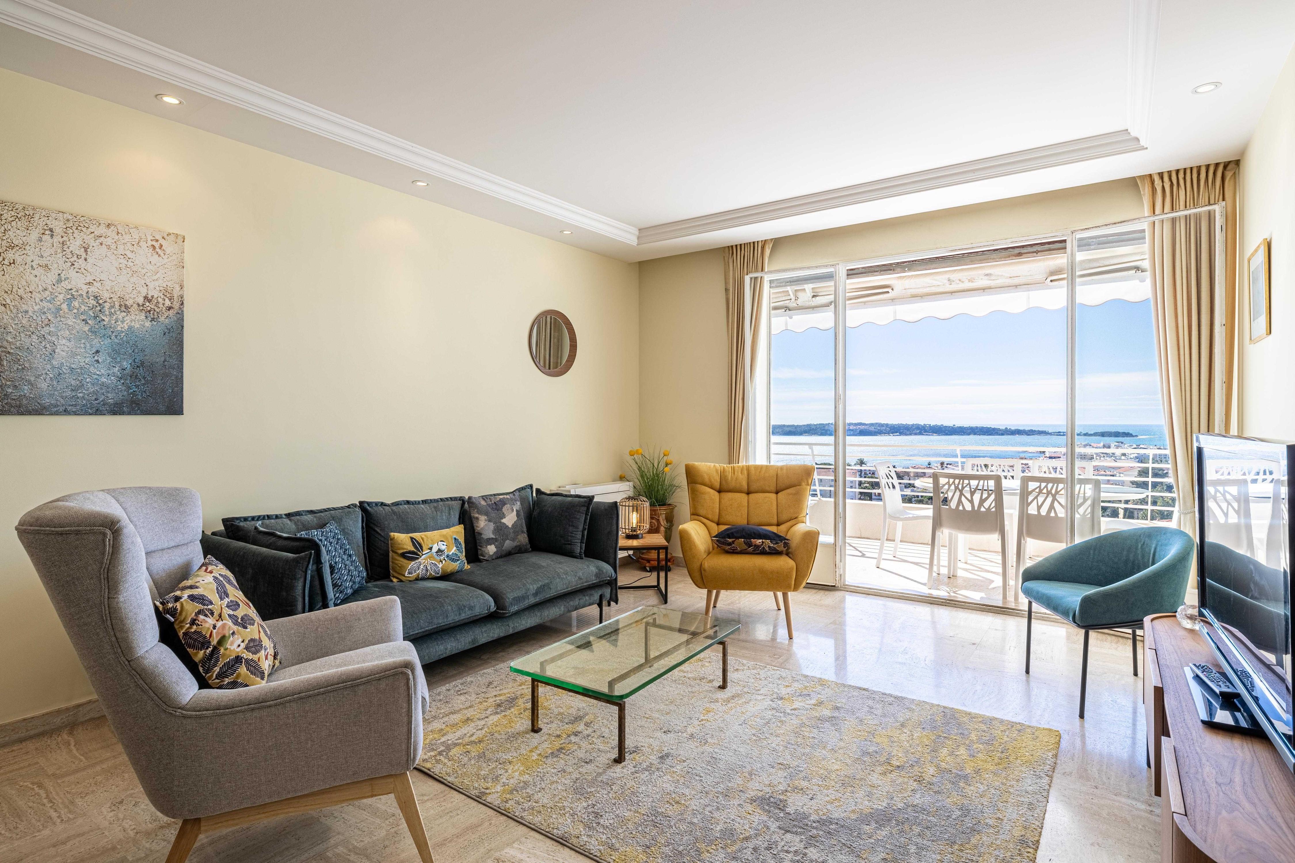 Flat -2BDR/4P - Sea view - Tap to explore photos