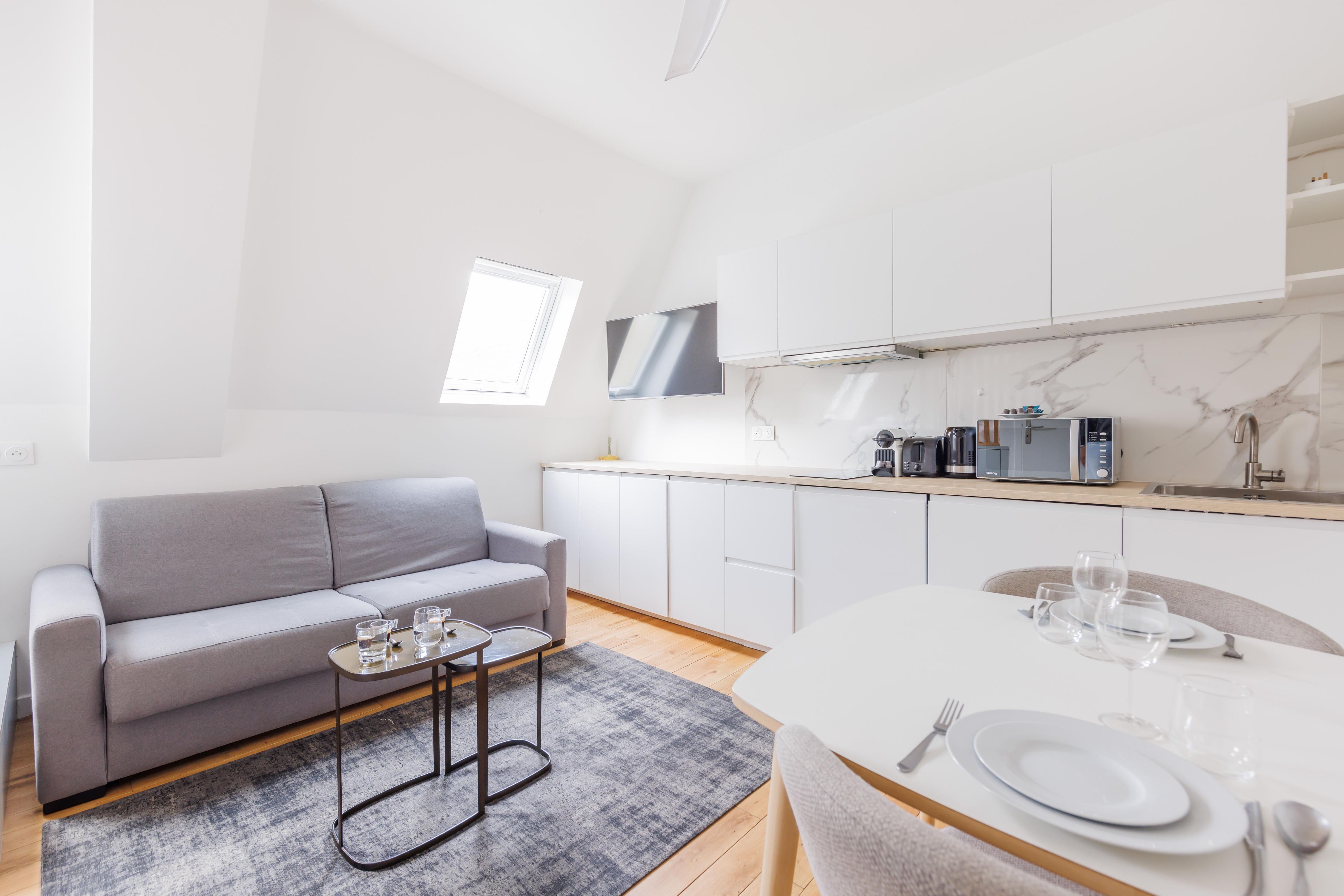 Cosy apartment - 1BR/4P - Faubourg-du-Roule - Tap to explore photos