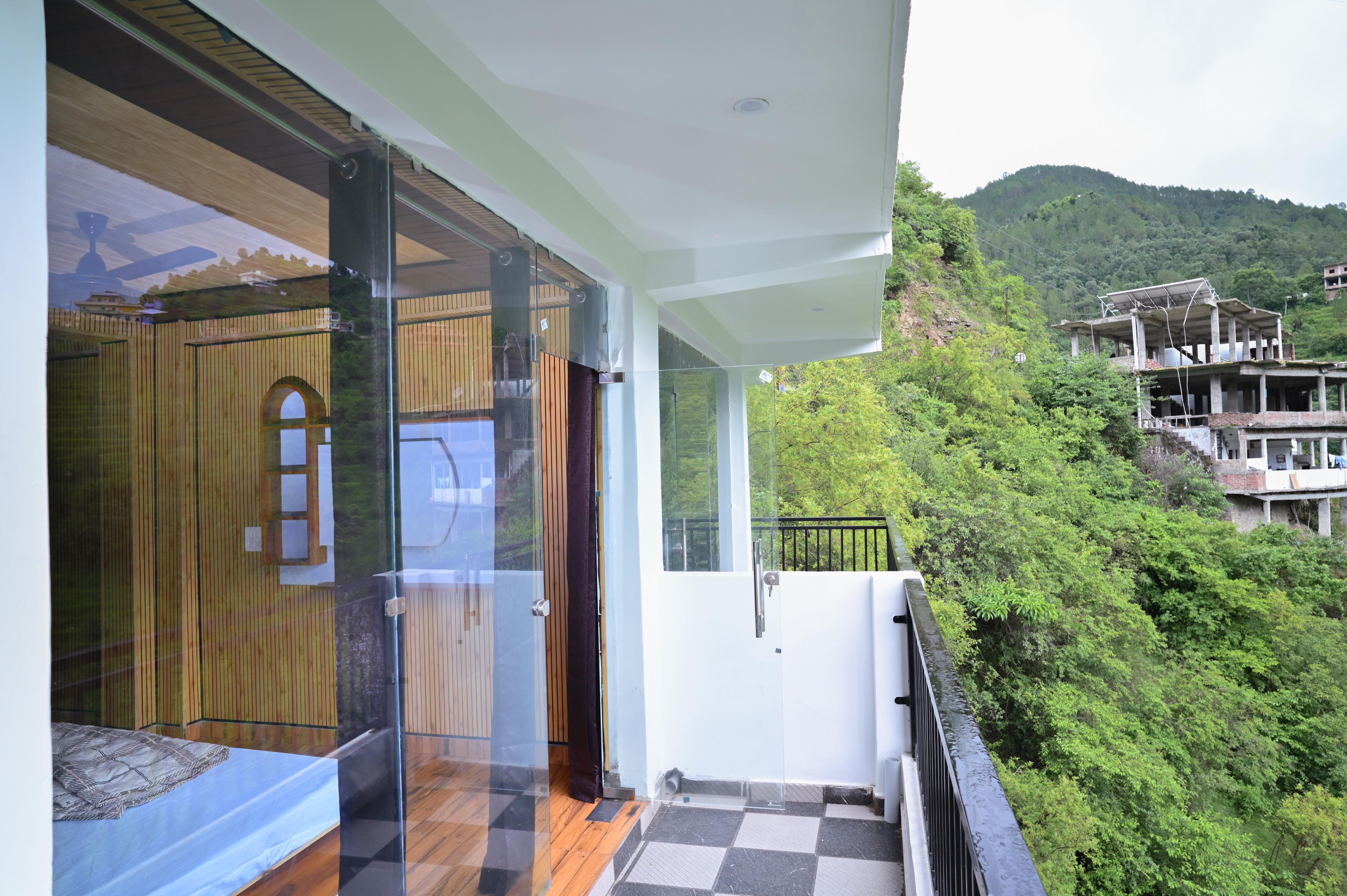 Dream Homestay - Tap to explore photos