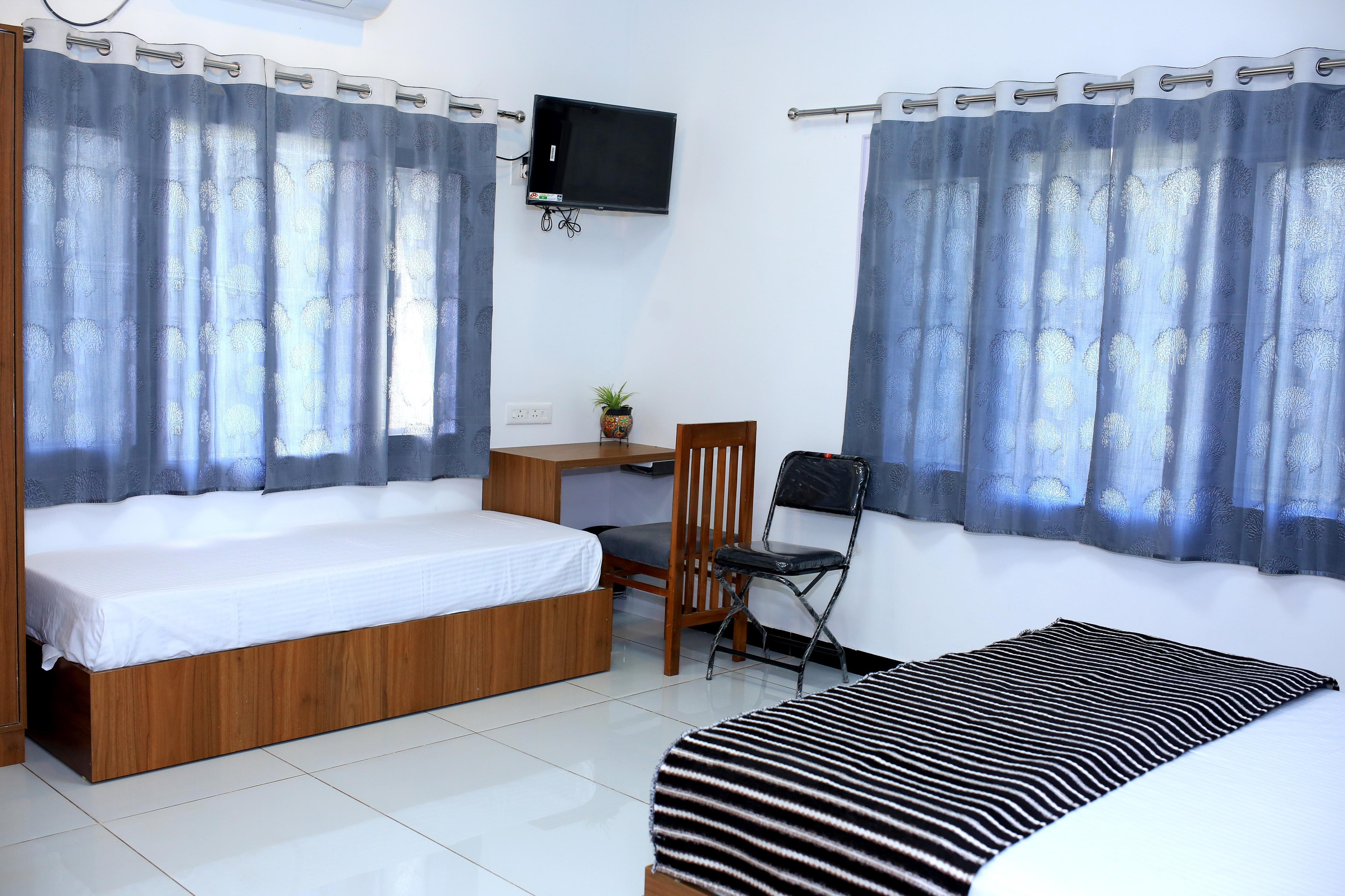 Iyer Square Attapadi - Tap to explore photos