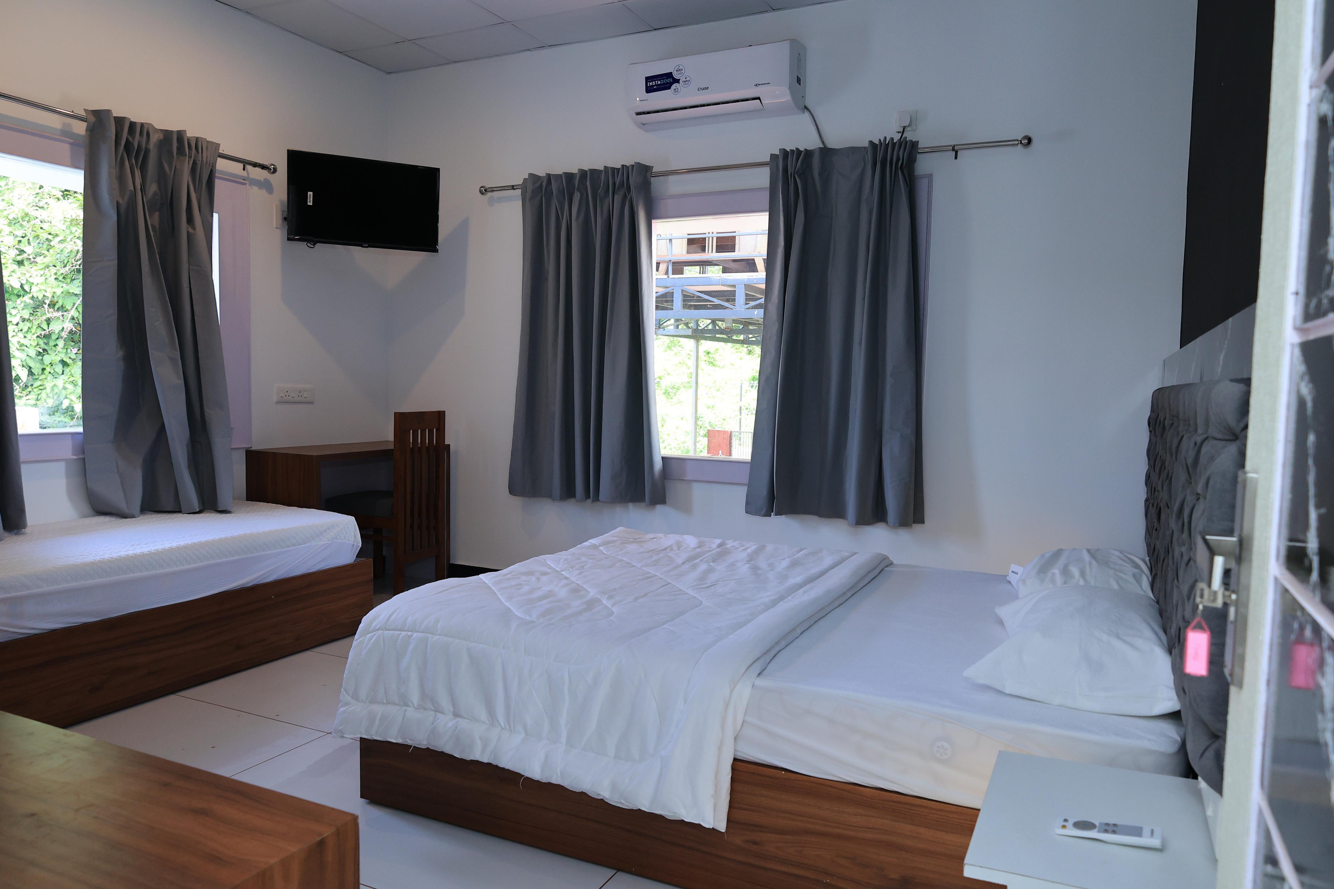 Iyer Square Attapadi Room Type - Deluxe Double Room
