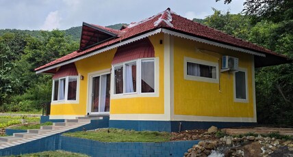 Foothills Retreat Room Type - Hill View Two-Bedded King Family Villa