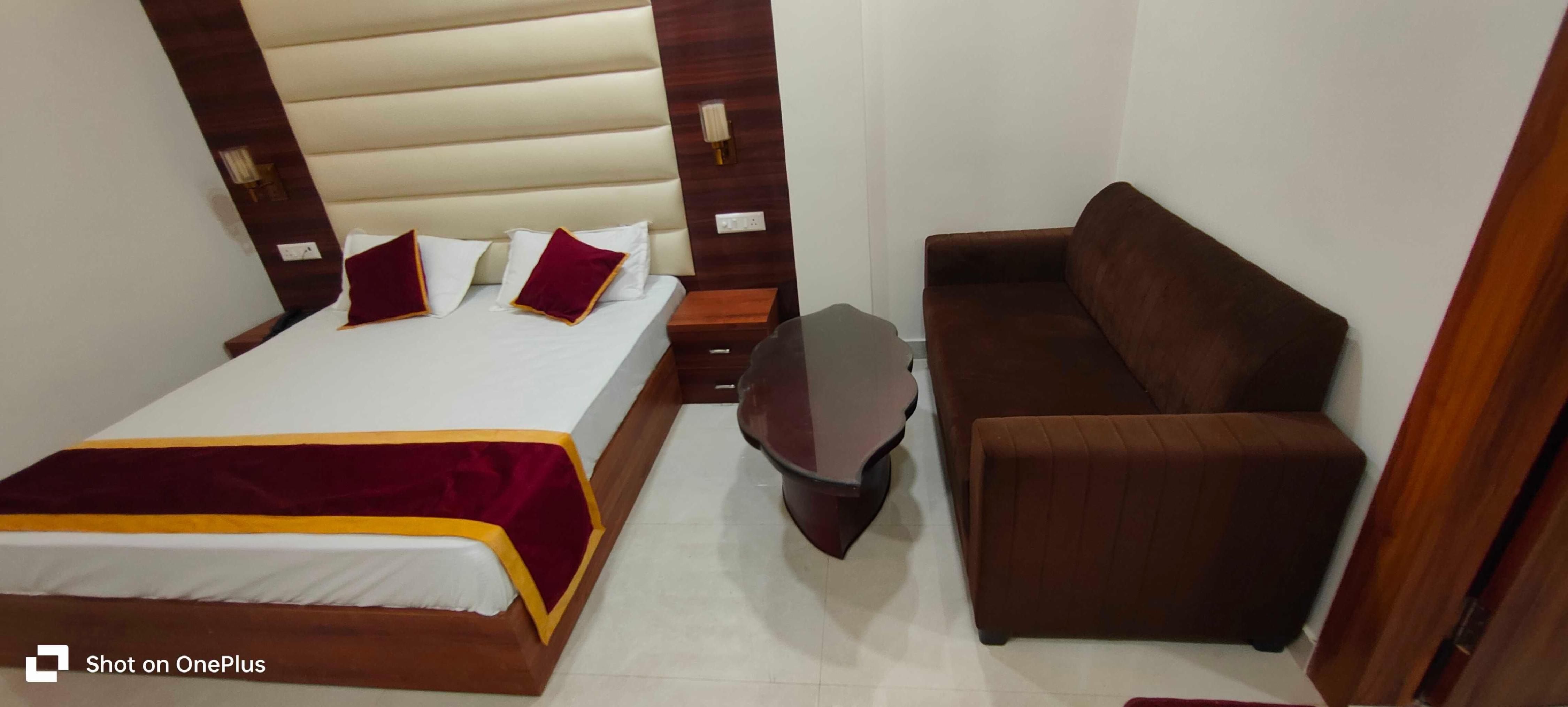 Hotel O Subharti University Formerly Hotel Club 9 - Tap to explore photos