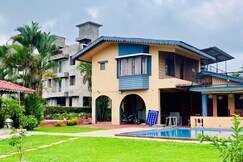 Bailey's Castle Villa