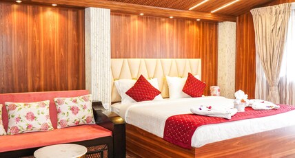 Le Karaj Meadows Room Type - Premium Suite Room