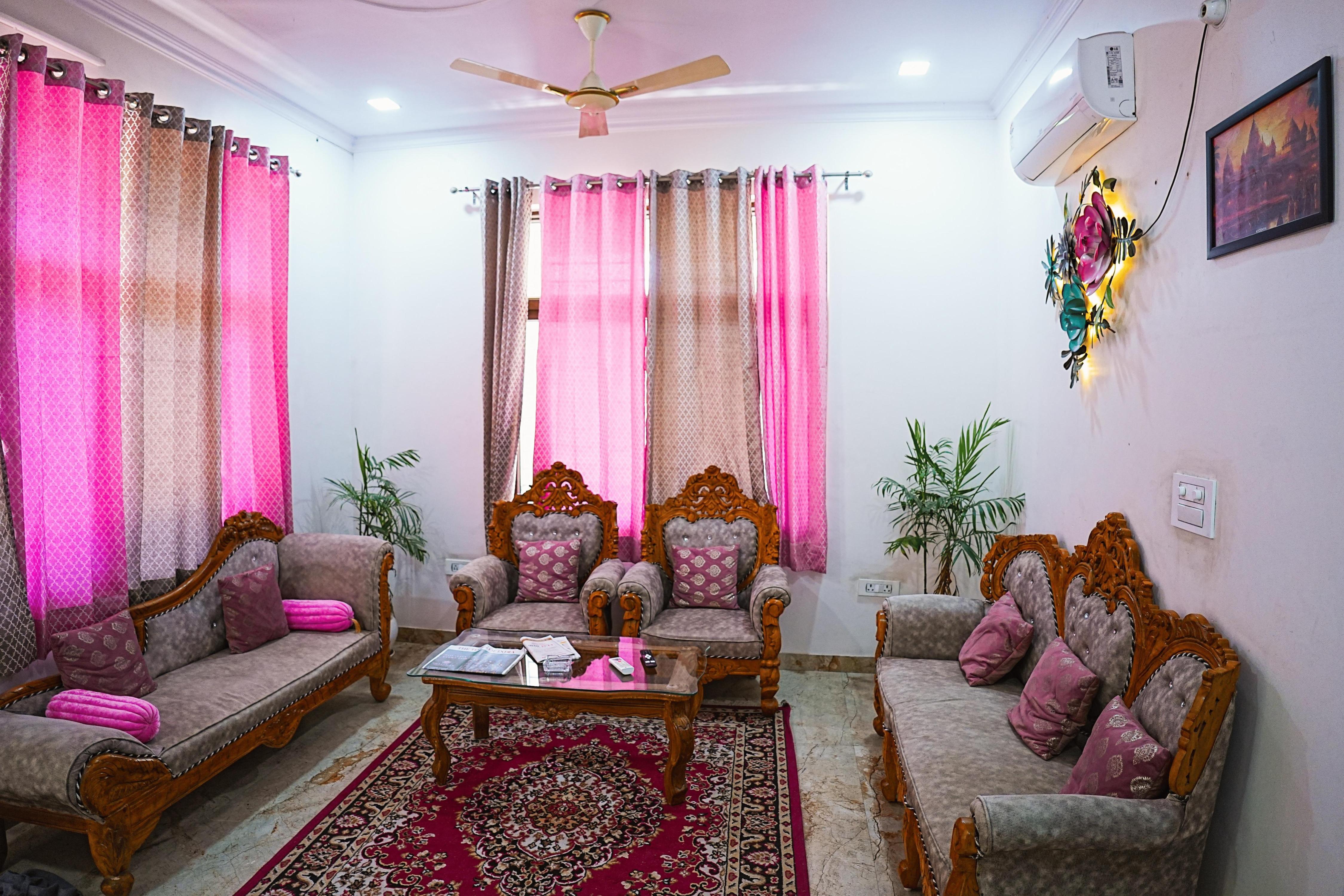 Your Peaceful Retreat | Near Janeshwar Park