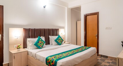 Treebo Clarissa Resort With Swimming Pool Room Type - Standard Room with Balcony