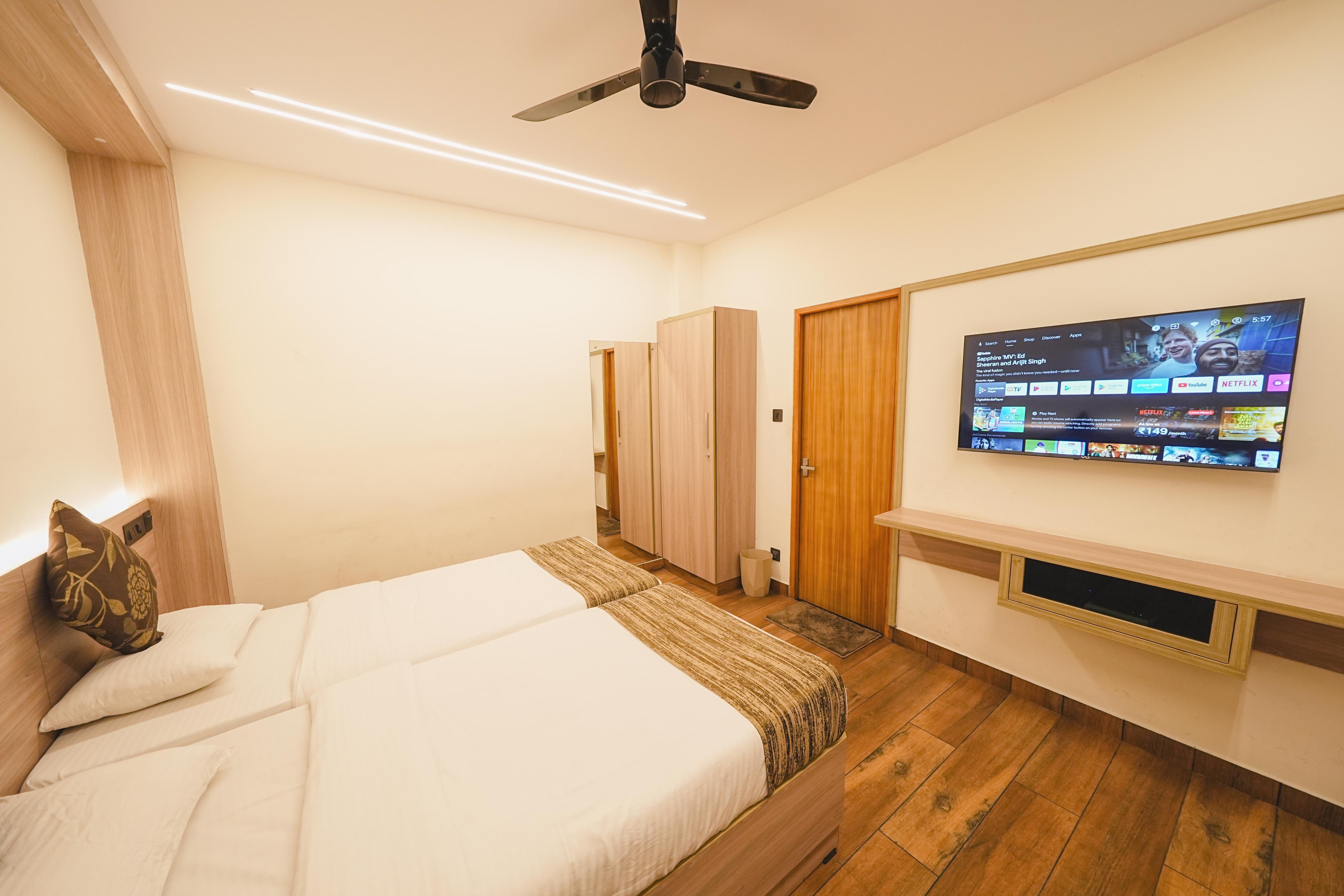 VAULT B HERITAGE INN Room Type - Standard Deluxe Room