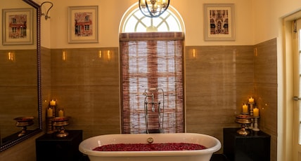 Dolce Vita - Luxury Vacation Villas Room Type - Villa Rosa with Private Pool and Romantic Day Bed and Open Shower Dolce Vita - Luxury Vacation Villas Room Type - Villa Rosa with Private Pool and Romantic Day Bed and Open Shower