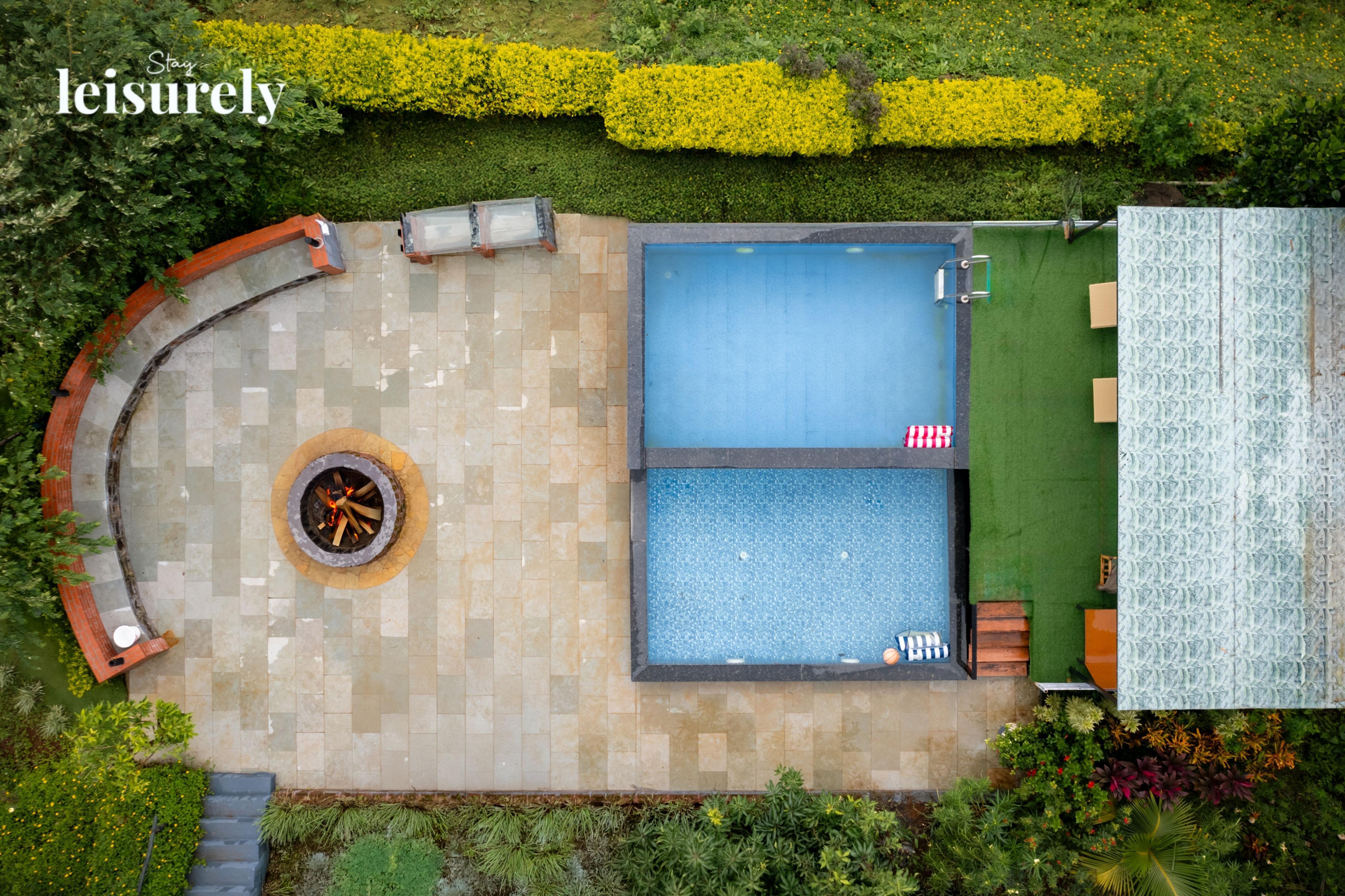 Stay Leisurely Woodscape 5BHK, Pawna Lake - Tap to explore photos