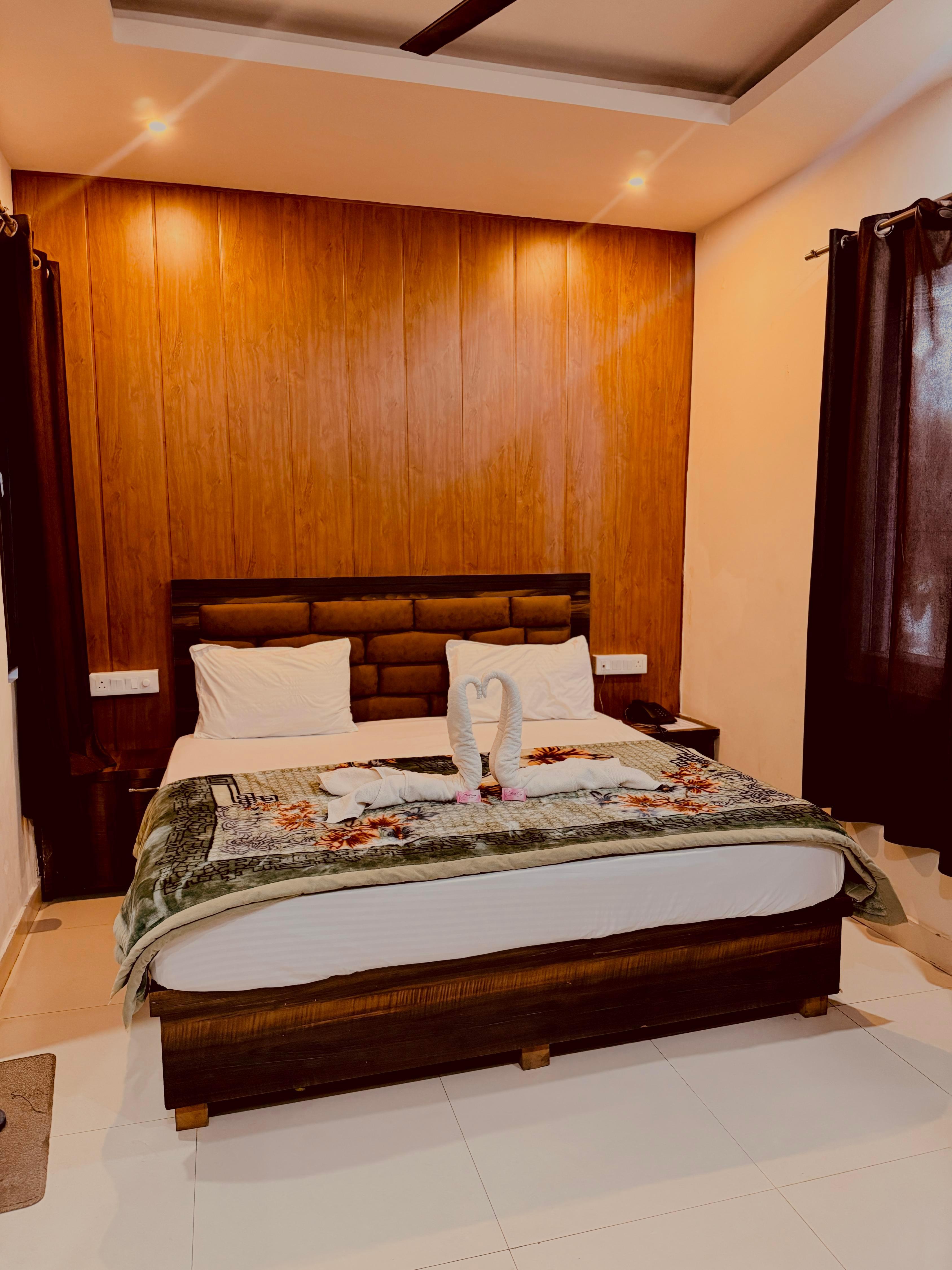 Hotel Wisteria Room Type - Deluxe Room