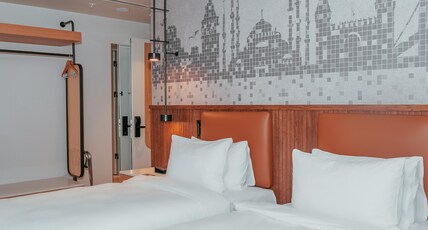 TRYP by Wyndham Istanbul Beyoglu Room Type - Deluxe Room with City View