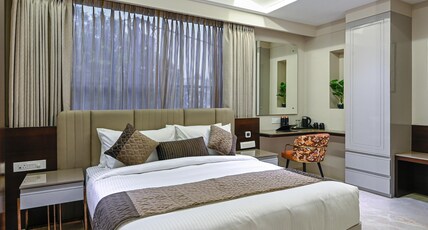 Hotel Grand Girdhar Premier Room Type - Executive Room