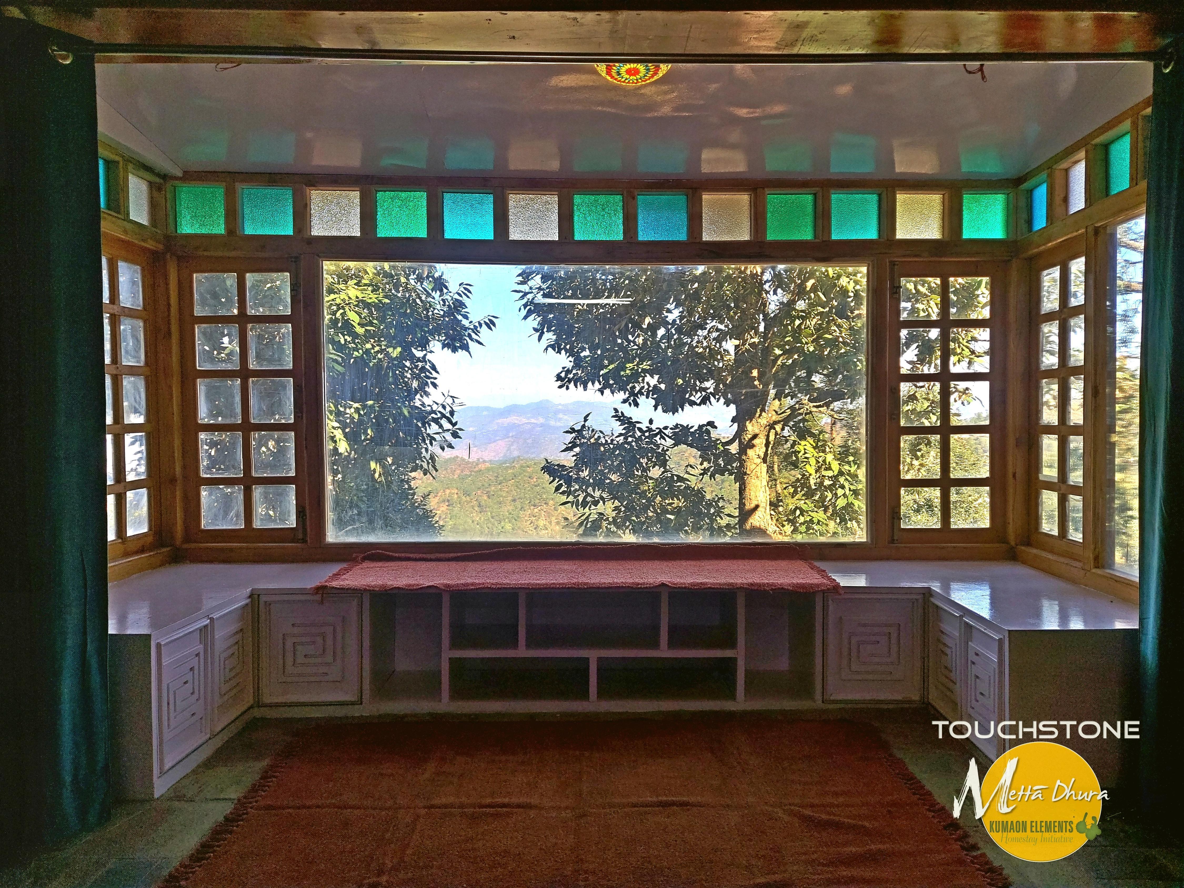 TouchStone by MettaDhura Charming Open House - Tap to explore photos