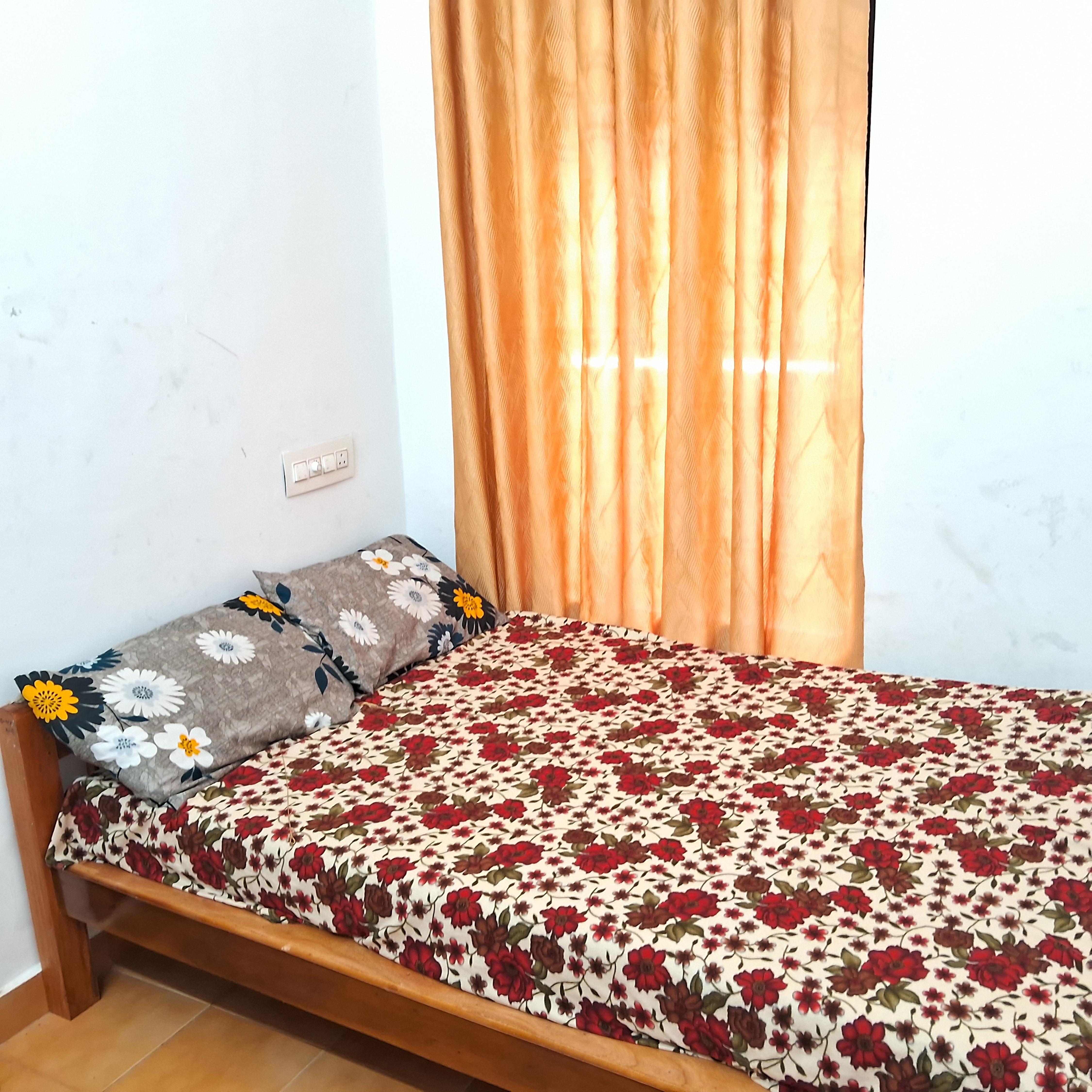 Nice Villa 4BHK - Tap to explore photos