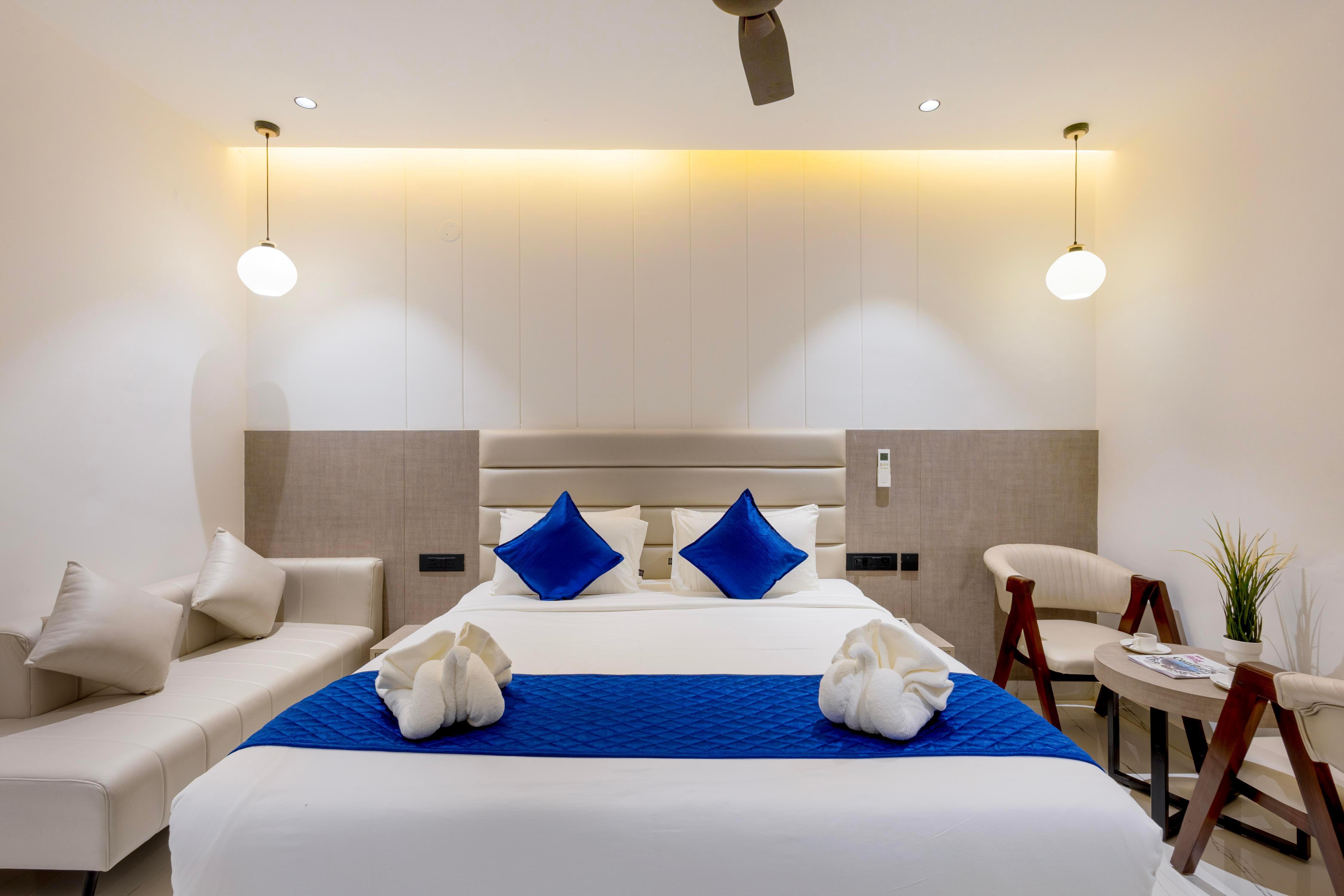 ECKO La Maniere Business Hotels Room Type - Junior Suite Room