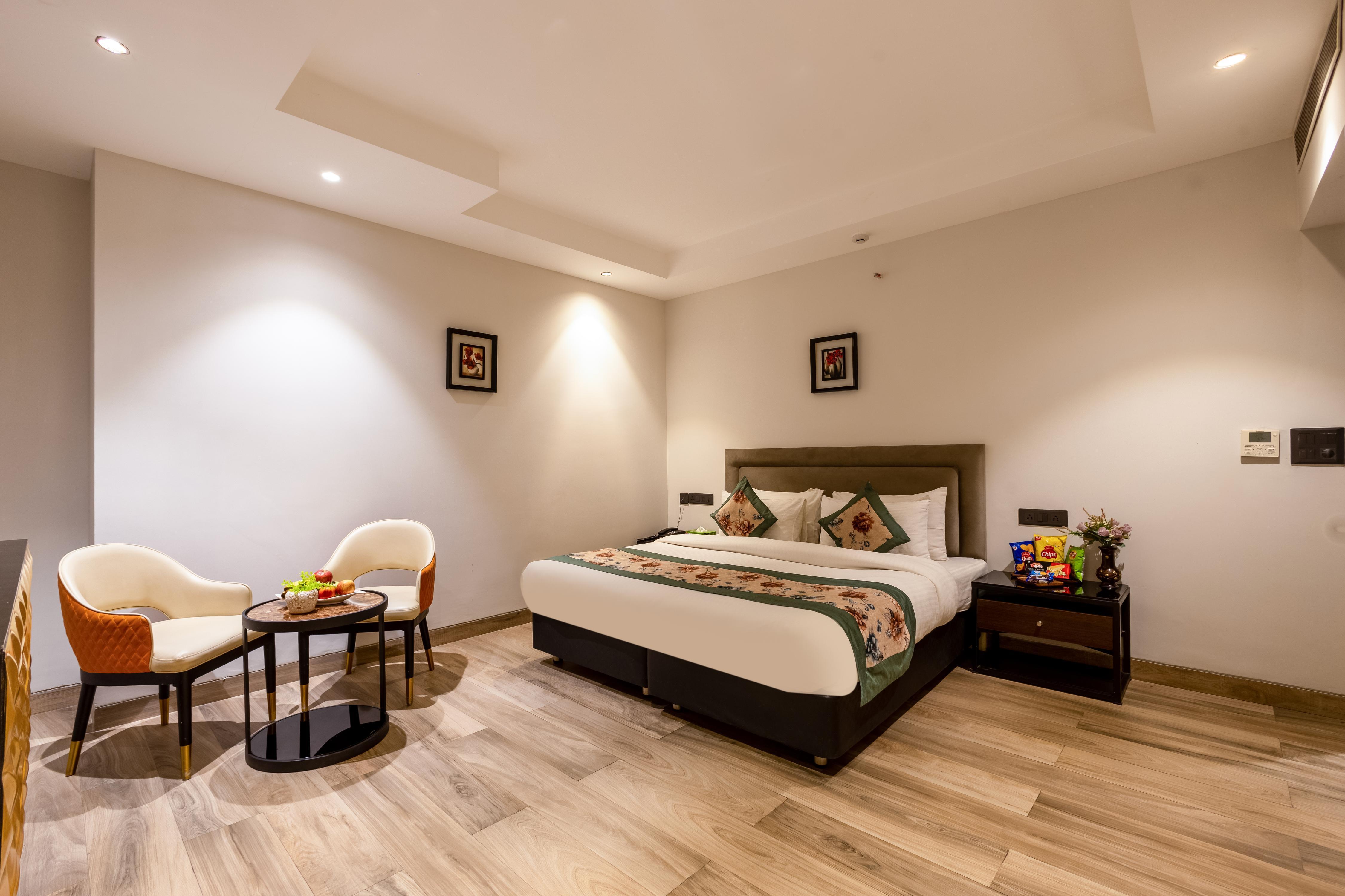 Hotel Okas Grand Okhla Room Type - Deluxe Room