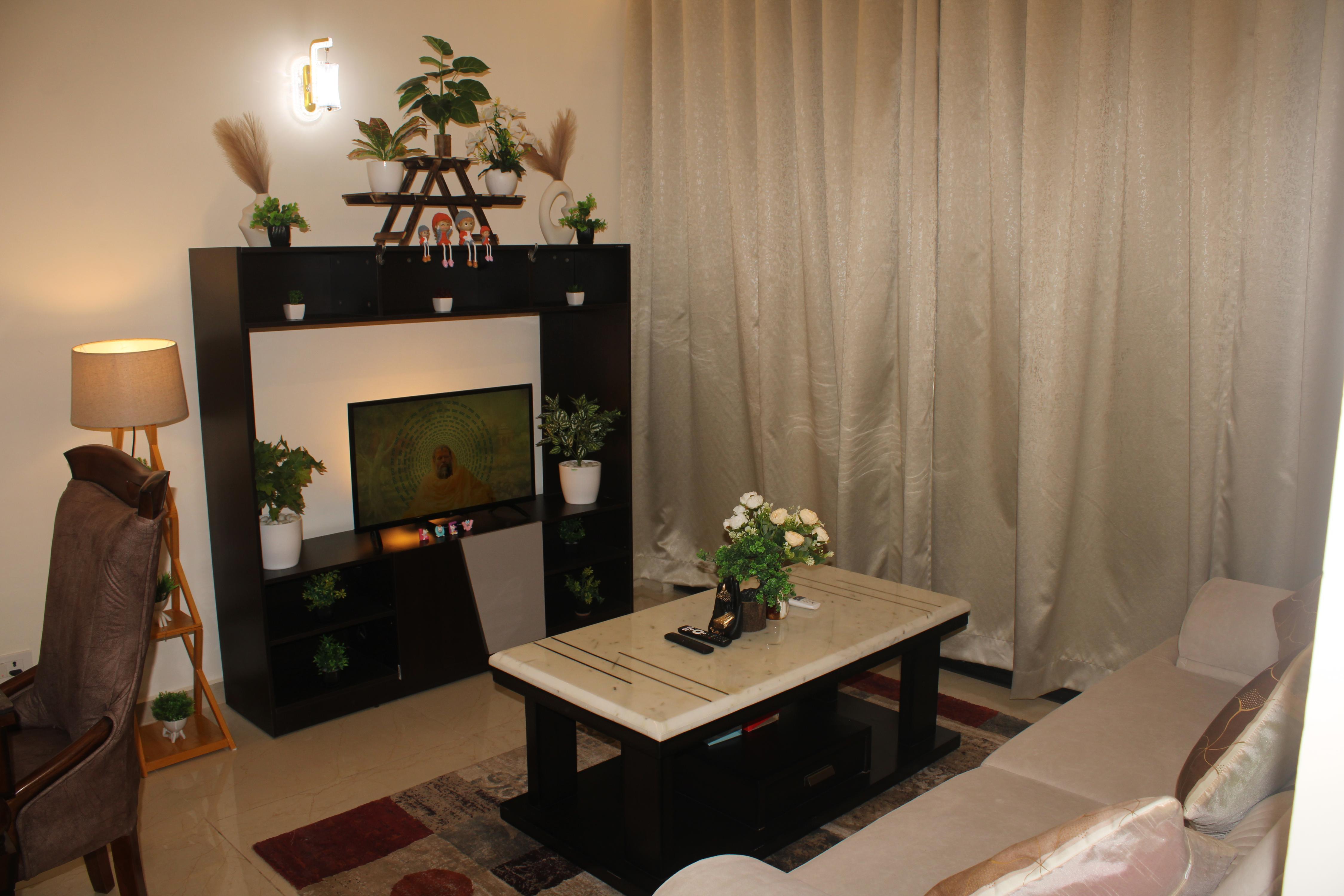 ShreeRadhaKunj Spacious and Luxury 2BHK HomeStay in Vrindavan - Tap to explore photos