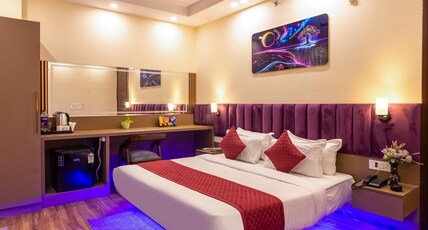 Angel Pink The Premium Room Type - Suite Room with Smart TV