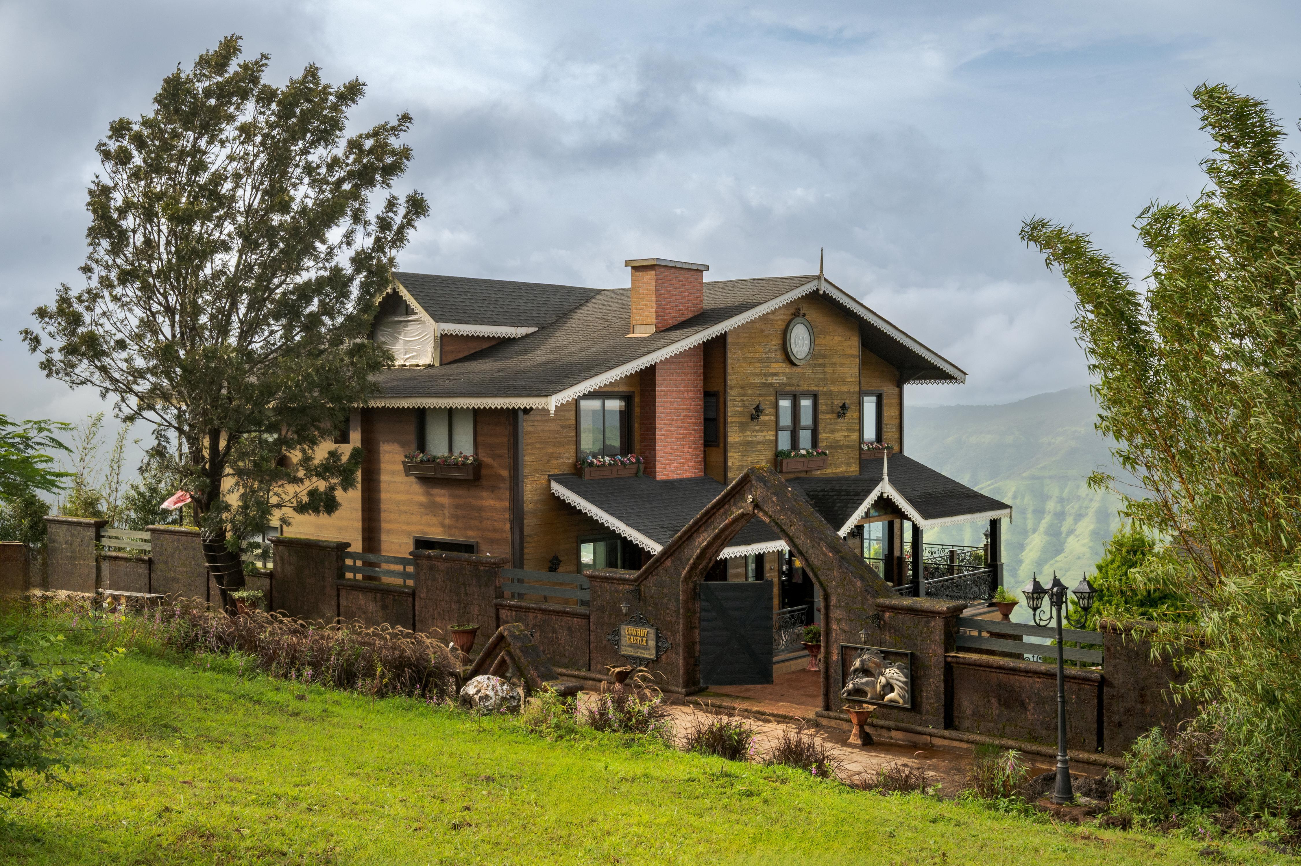 SaffronStays Cowboy Castle