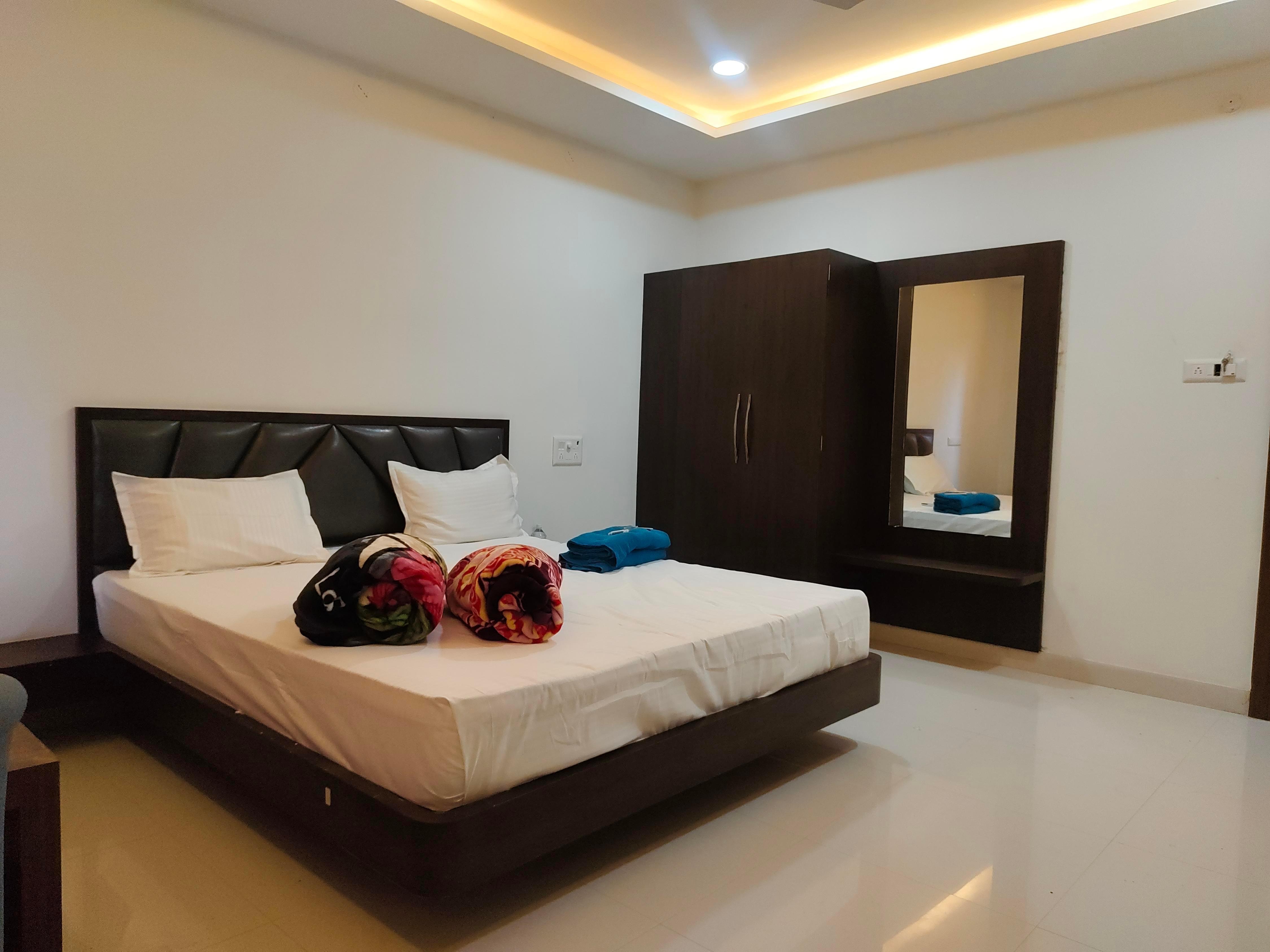 SKY PALACE Room Type - Deluxe AC Room