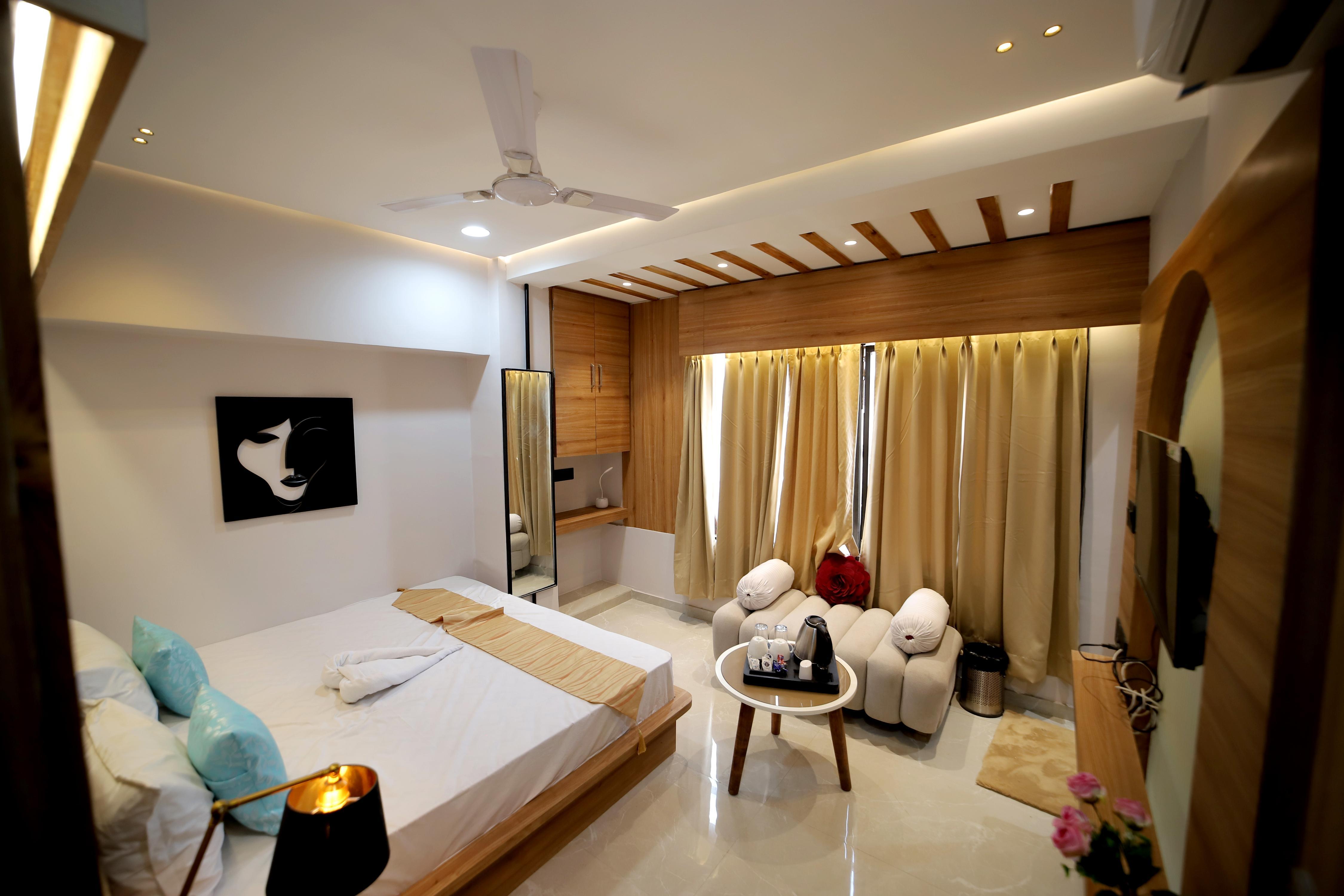Staykart Boutique Hotel - Tap to explore photos