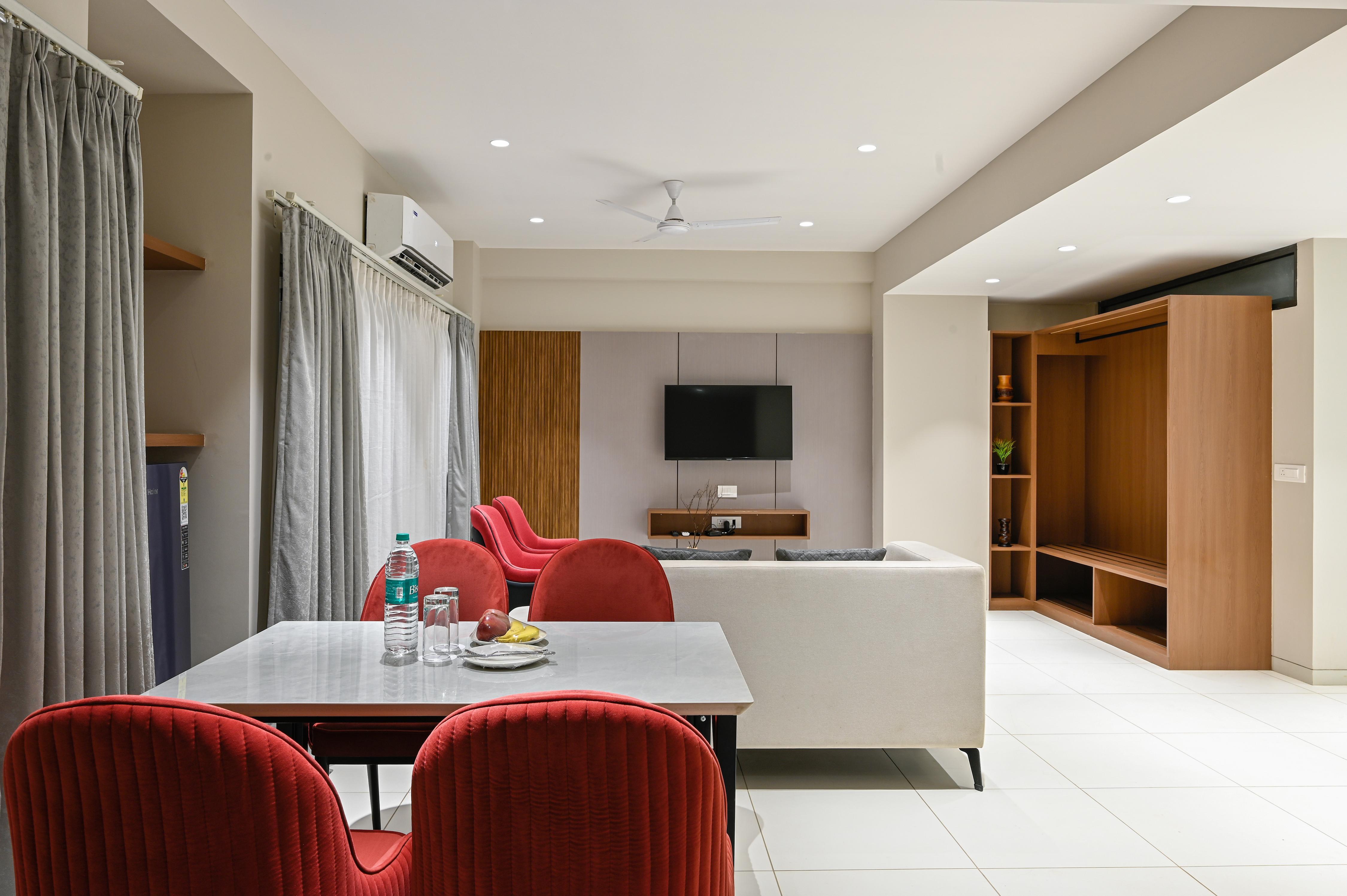 The Sonakunj Hotel Room Type - Executive Suite
