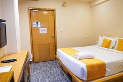 Hotel Liv by Yellow Bells